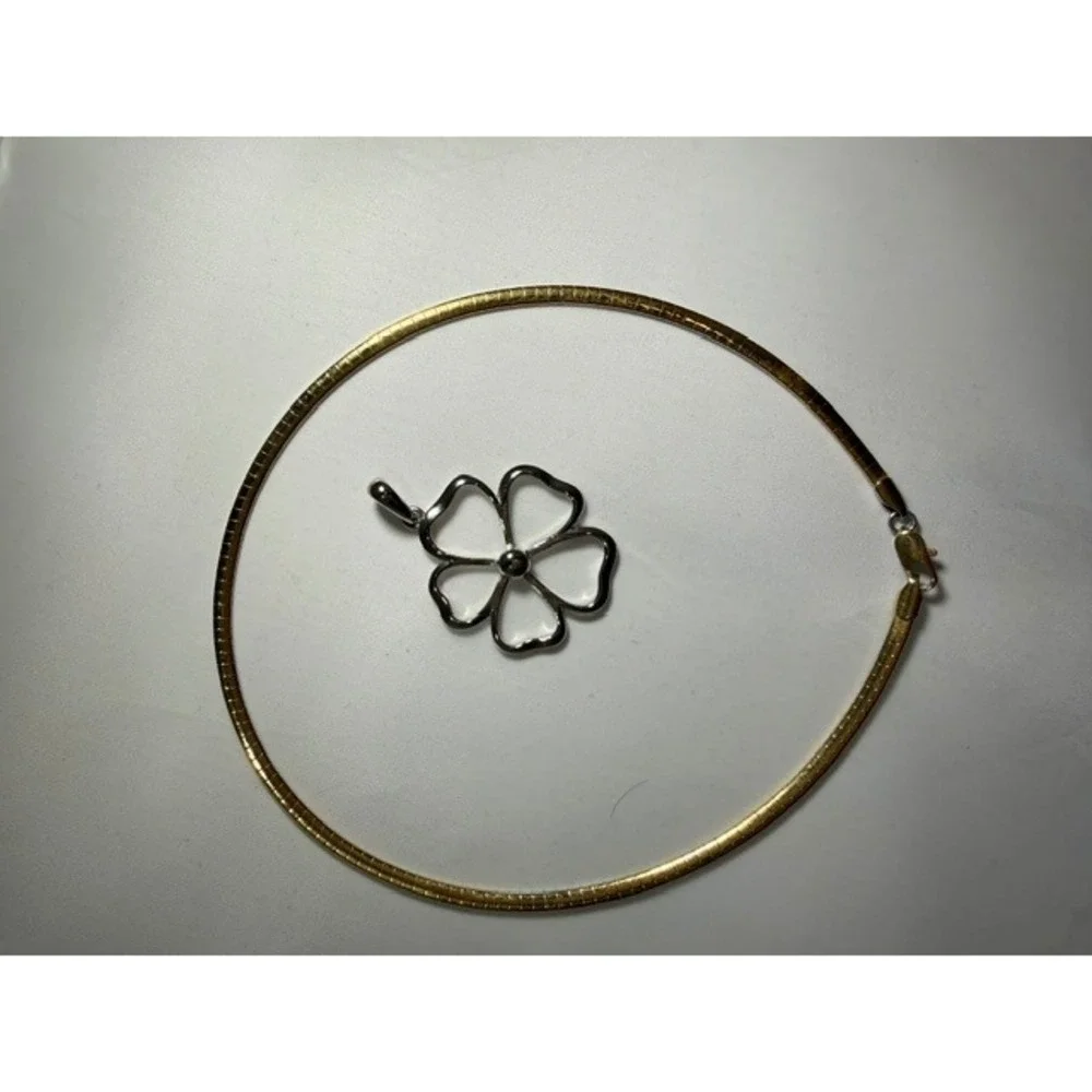 Lia Sophia Reversible Gold Silver Tone Trish Omega collar Necklace & Daisy slide